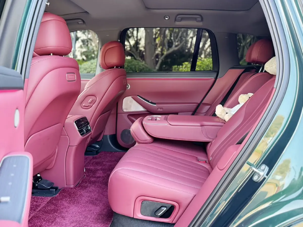 2026 AITO AITO M7 REEV 160HP REEV,autocango,china used car exporter,china ev exporter,chinese used car exporter,chinese used ev exporter