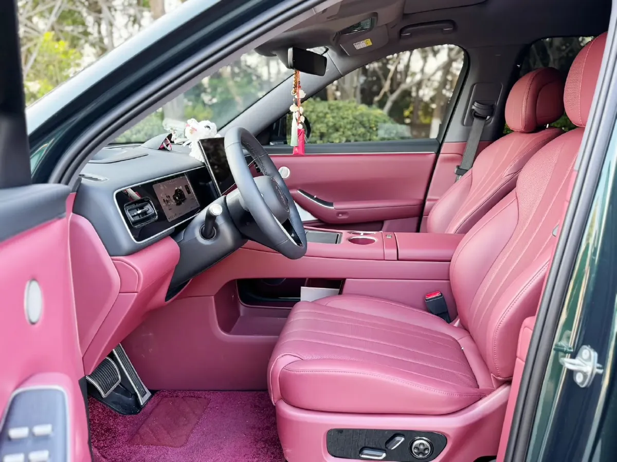 2026 AITO AITO M7 REEV 160HP REEV,autocango,china used car exporter,china ev exporter,chinese used car exporter,chinese used ev exporter