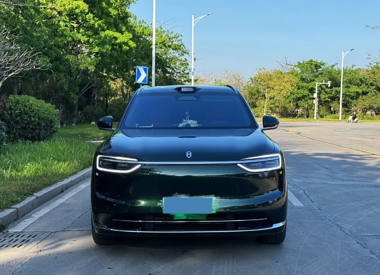 2026 AITO AITO M7 REEV 160HP REEV,autocango,china used car exporter,china ev exporter,chinese used car exporter,chinese used ev exporter