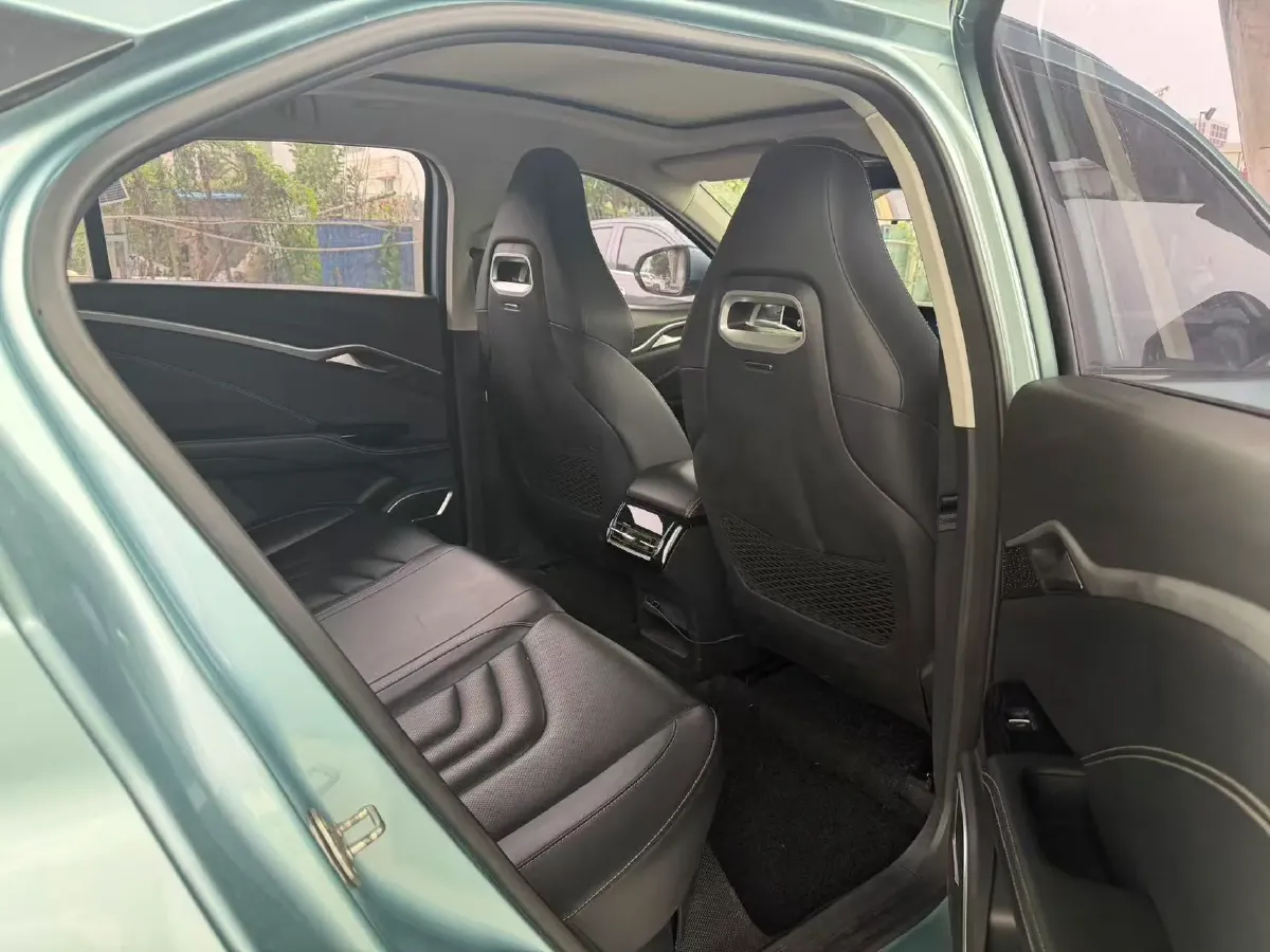 2022 MAXUS T70 2.0T 163HP L4 6AT,autocango,china used car exporter,china ev exporter,chinese used car exporter,chinese used ev exporter