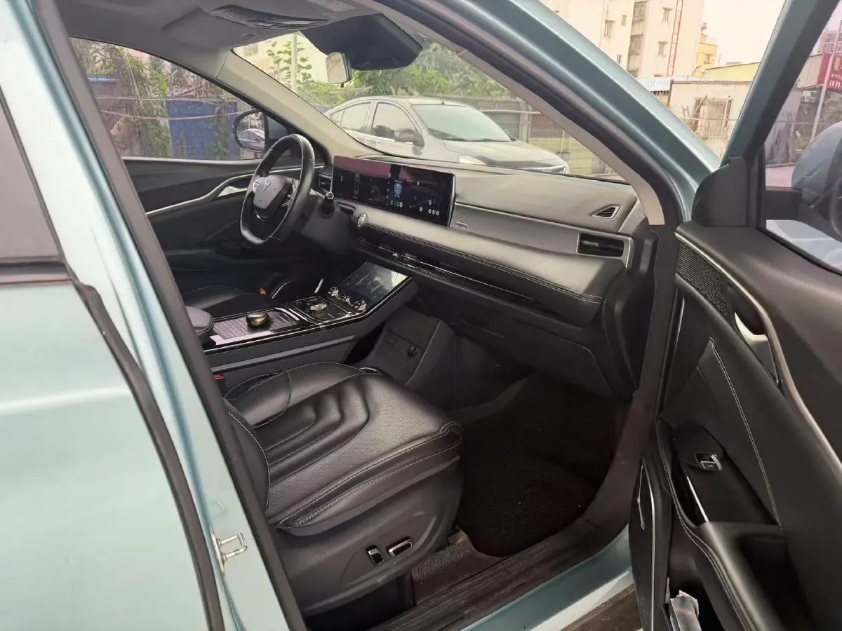 2022 MAXUS T70 2.0T 163HP L4 6AT,autocango,china used car exporter,china ev exporter,chinese used car exporter,chinese used ev exporter