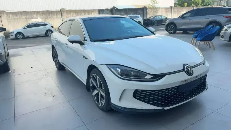 2023 Volkswagen Lamando 1.4T 150HP L4 7DCT,autocango,china used car exporter,china ev exporter,chinese used car exporter,chinese used ev exporter