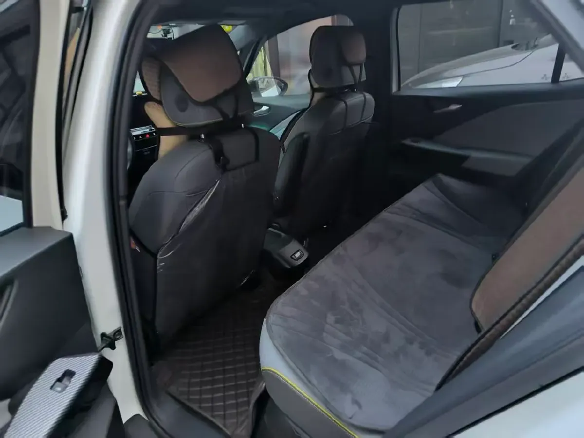 2024 Volkswagen ID.3 BEV 52.8KWH,autocango,china used car exporter,china ev exporter,chinese used car exporter,chinese used ev exporter