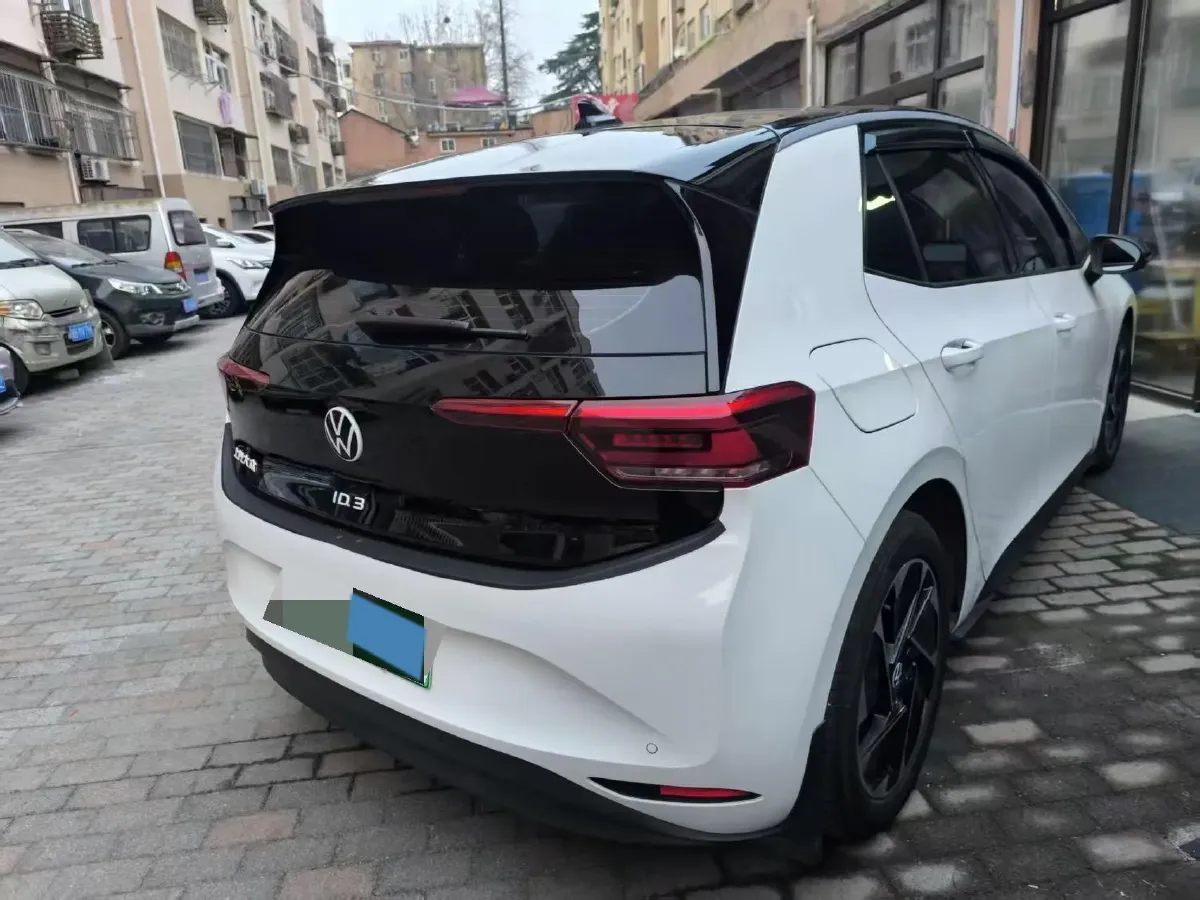 2024 Volkswagen ID.3 BEV 52.8KWH,autocango,china used car exporter,china ev exporter,chinese used car exporter,chinese used ev exporter