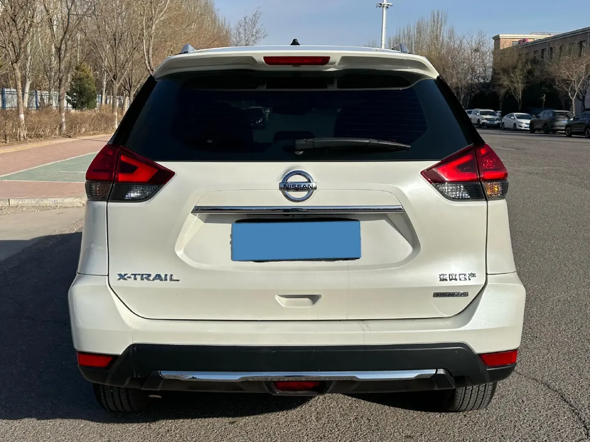 2019 Nissan X-Trail 2.0L 154HP L4 CVT,autocango,china used car exporter,china ev exporter,chinese used car exporter,chinese used ev exporter