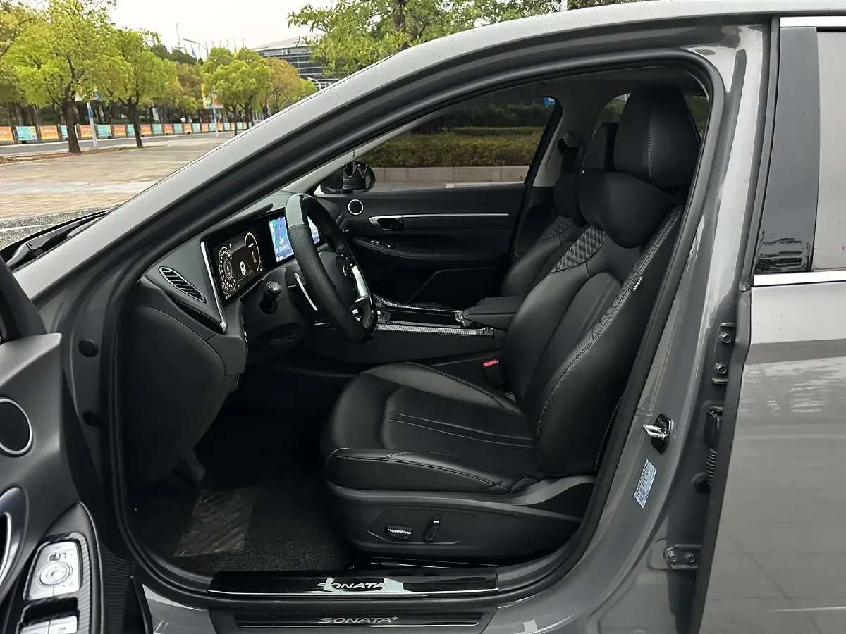 2020 Hyundai Sonata 1.5T 170HP L4 7DCT,autocango,china used car exporter,china ev exporter,chinese used car exporter,chinese used ev exporter