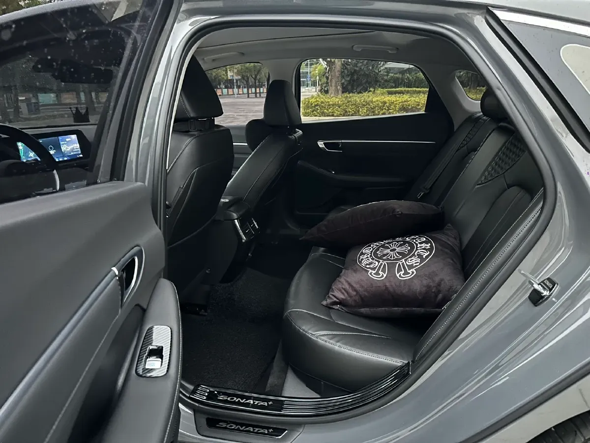 2020 Hyundai Sonata 1.5T 170HP L4 7DCT,autocango,china used car exporter,china ev exporter,chinese used car exporter,chinese used ev exporter