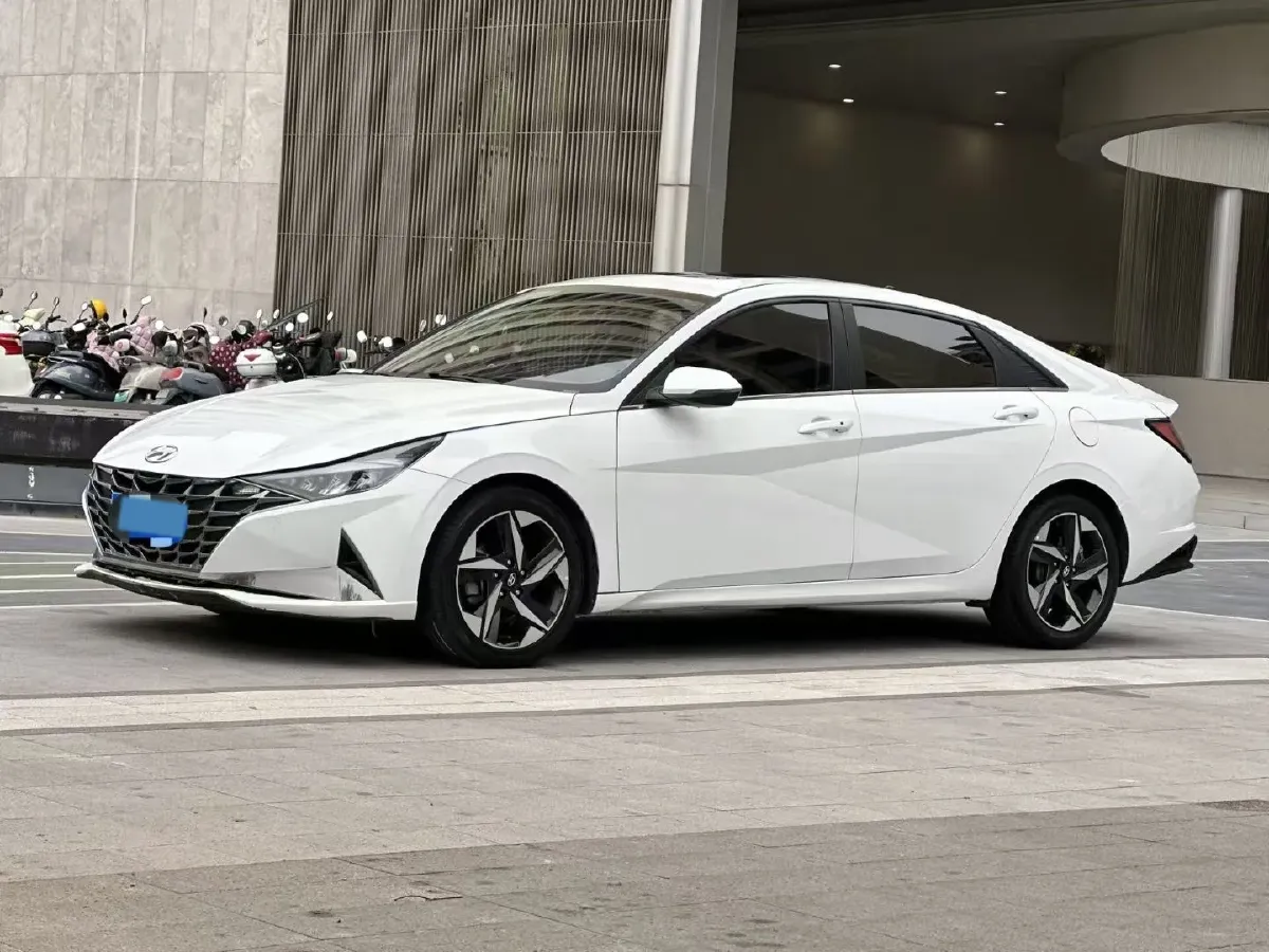 2022 Hyundai Elantra 1.5L 115HP L4 CVT,autocango,china used car exporter,china ev exporter,chinese used car exporter,chinese used ev exporter