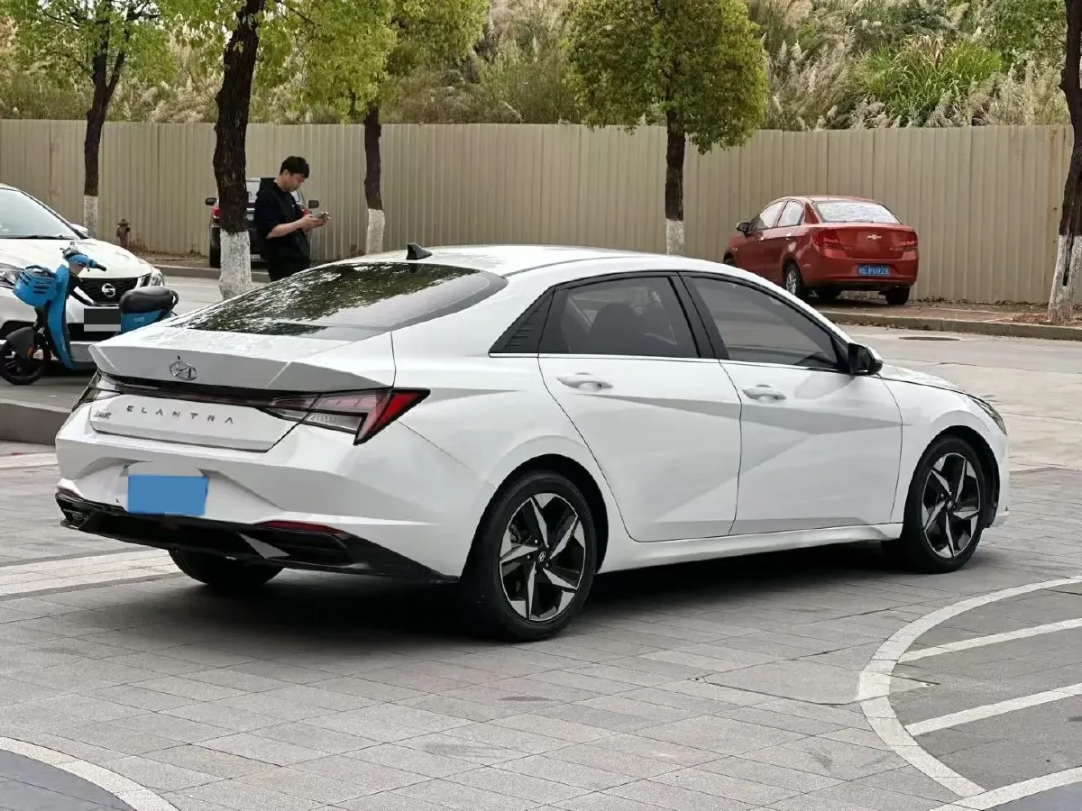 2022 Hyundai Elantra 1.5L 115HP L4 CVT,autocango,china used car exporter,china ev exporter,chinese used car exporter,chinese used ev exporter
