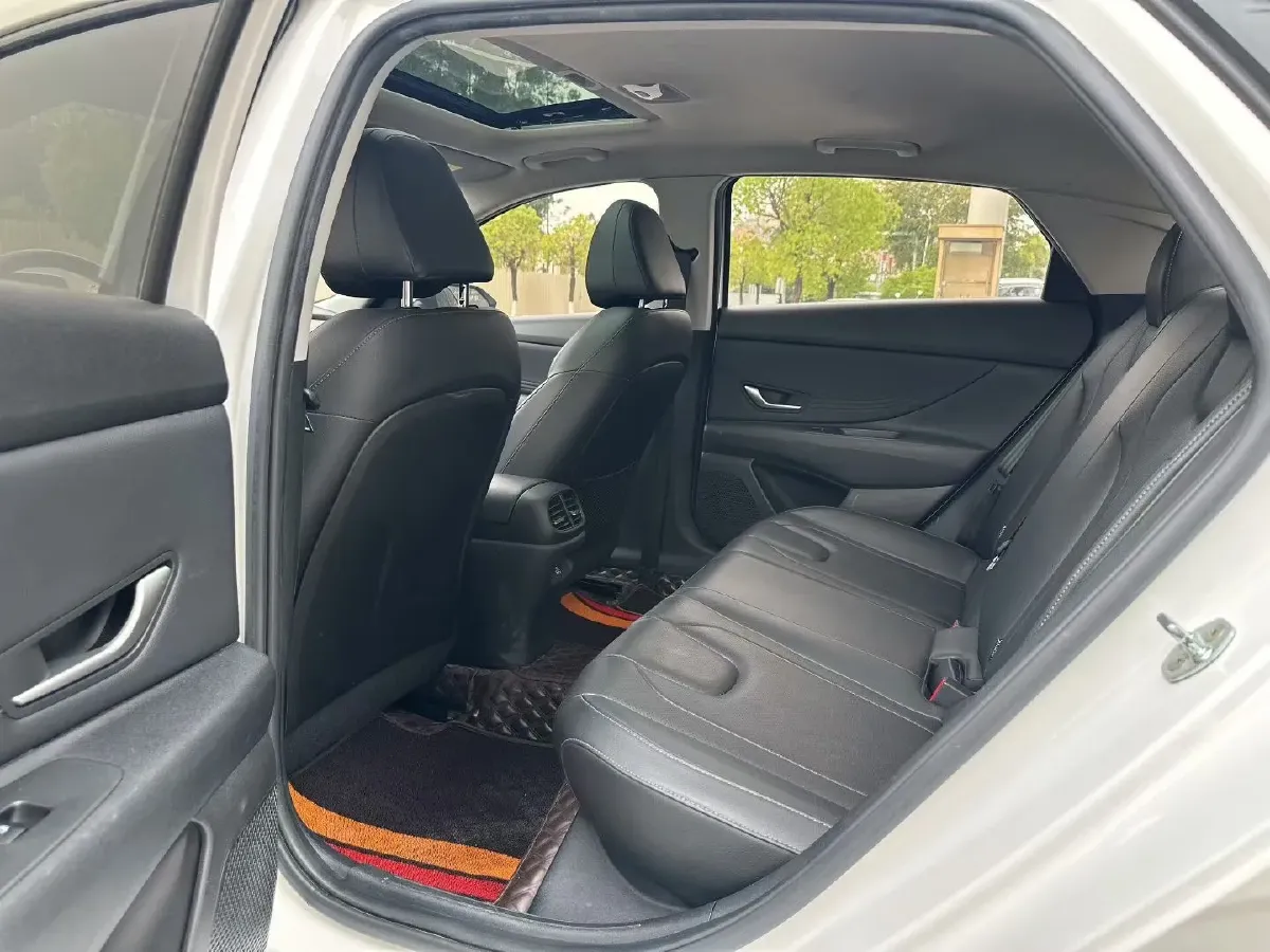 2022 Hyundai Elantra 1.5L 115HP L4 CVT,autocango,china used car exporter,china ev exporter,chinese used car exporter,chinese used ev exporter