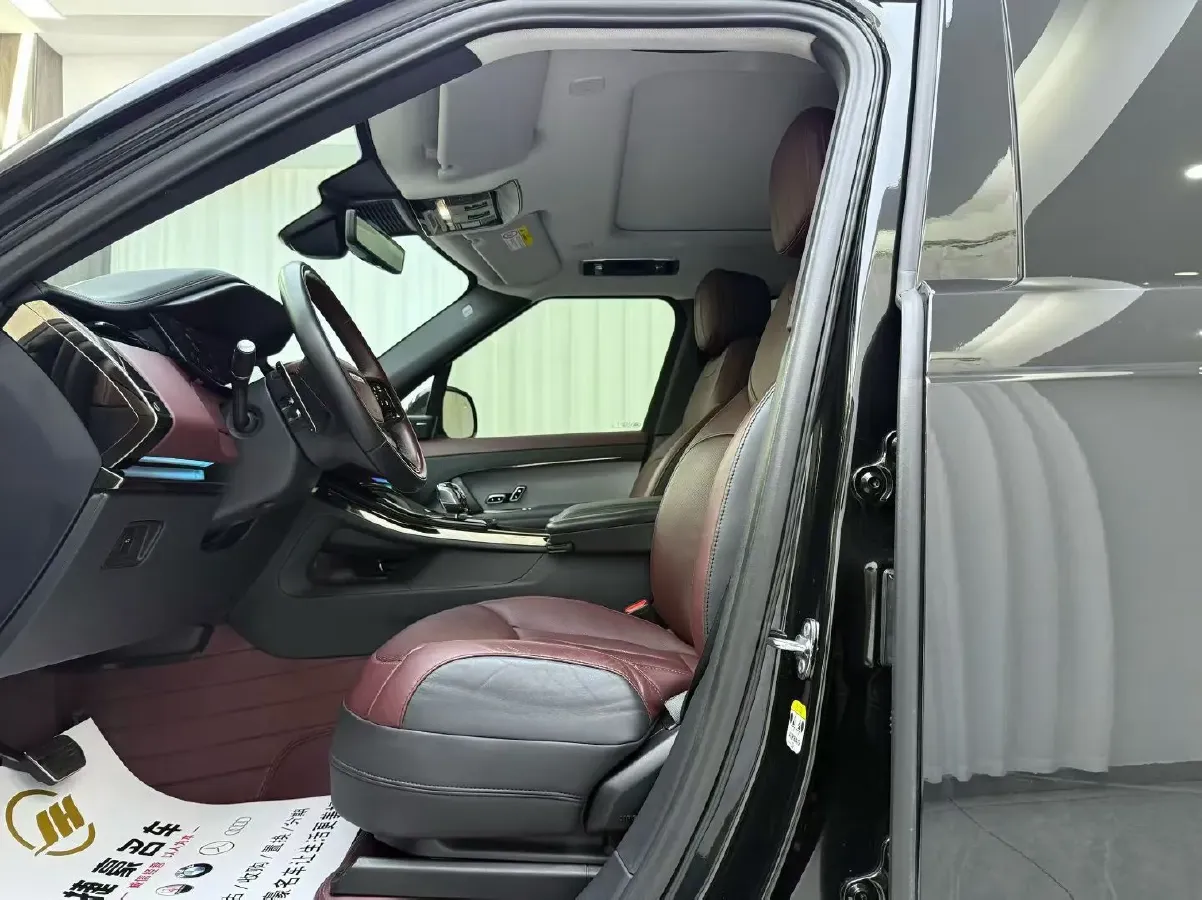 2024 Land Rover Range Rover Sport 3.0T 400HP L6 8AT,autocango,china used car exporter,china ev exporter,chinese used car exporter,chinese used ev exporter