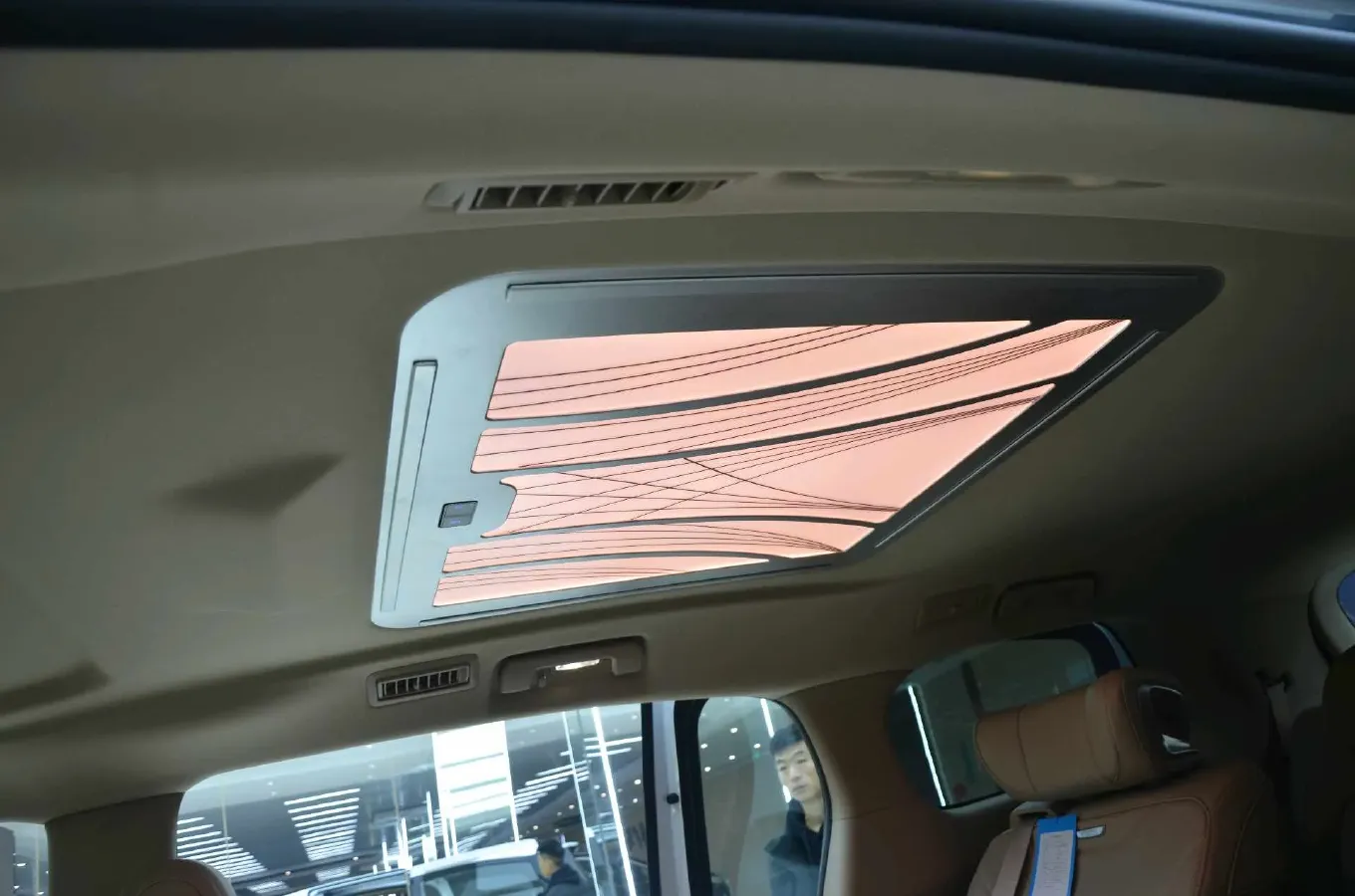 2025 Buick GL8 2.0T 237HP L4 9AT,autocango,china used car exporter,china ev exporter,chinese used car exporter,chinese used ev exporter