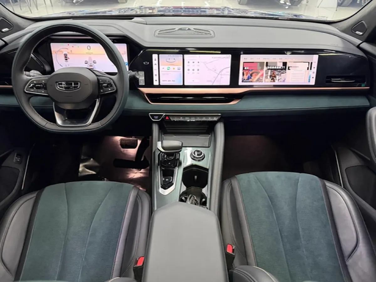 2021 Geely Monjaro 2.0T 238HP L4 8AT,autocango,china used car exporter,china ev exporter,chinese used car exporter,chinese used ev exporter