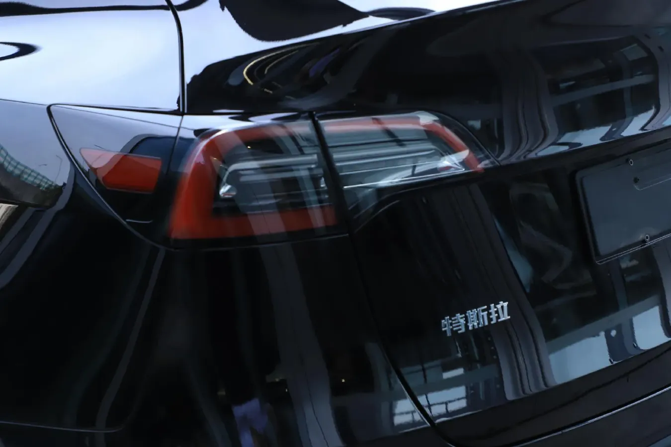 2022 Tesla Model Y BEV 60KWH,autocango,china used car exporter,china ev exporter,chinese used car exporter,chinese used ev exporter