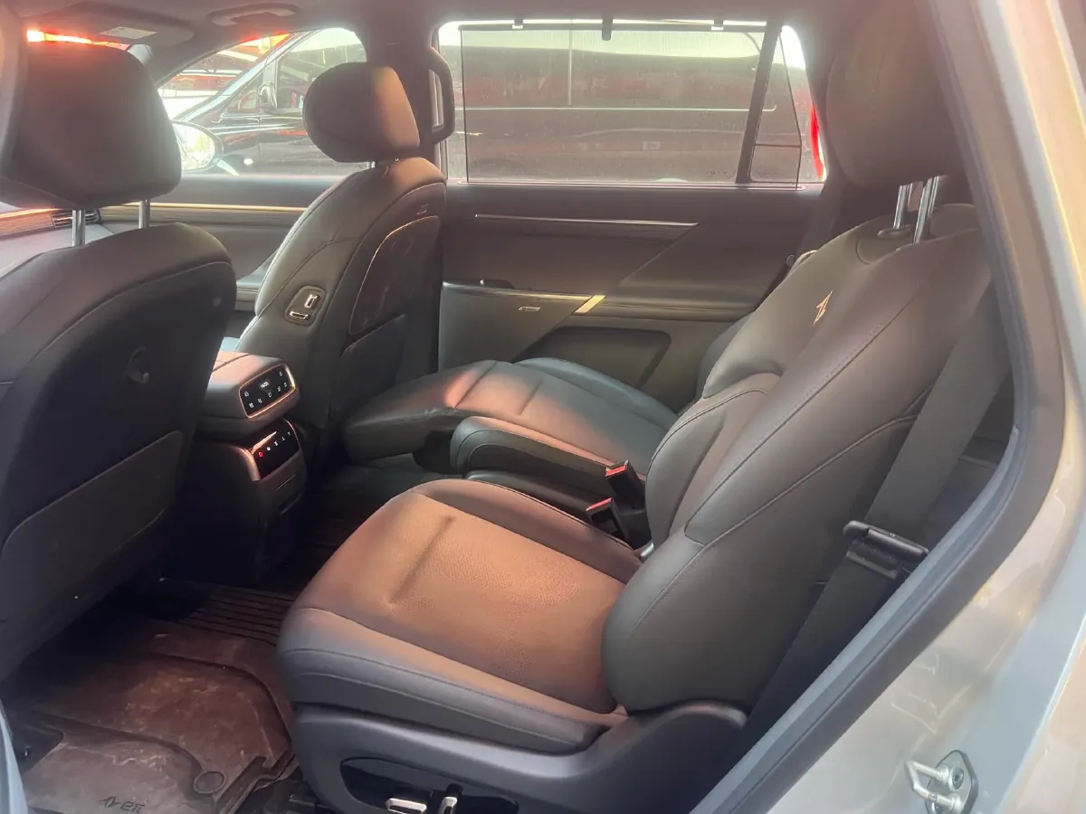 2024 DongFeng eπ eπ008 1.5T 147HP L4 REEV 34.32KWH,autocango,china used car exporter,china ev exporter,chinese used car exporter,chinese used ev exporter