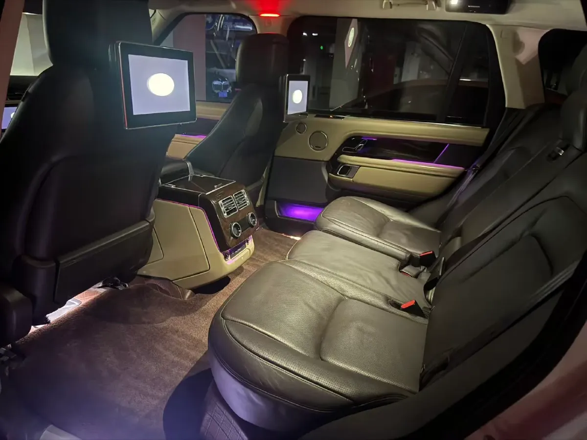 2021 Land Rover Range Rover 3.0T 400HP L6 8AT,autocango,china used car exporter,china ev exporter,chinese used car exporter,chinese used ev exporter