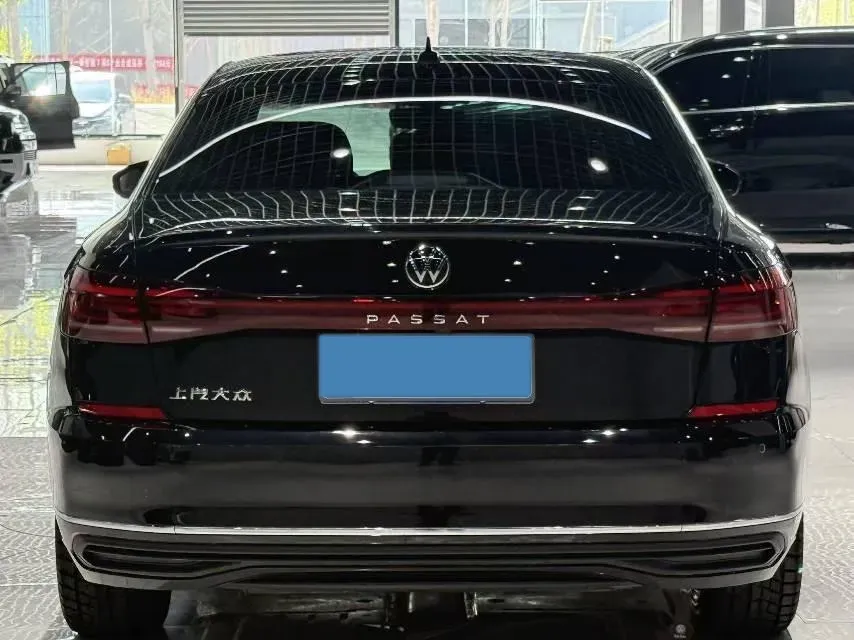 2025 Volkswagen Passat 2.0T 186HP L4 7DCT,autocango,china used car exporter,china ev exporter,chinese used car exporter,chinese used ev exporter