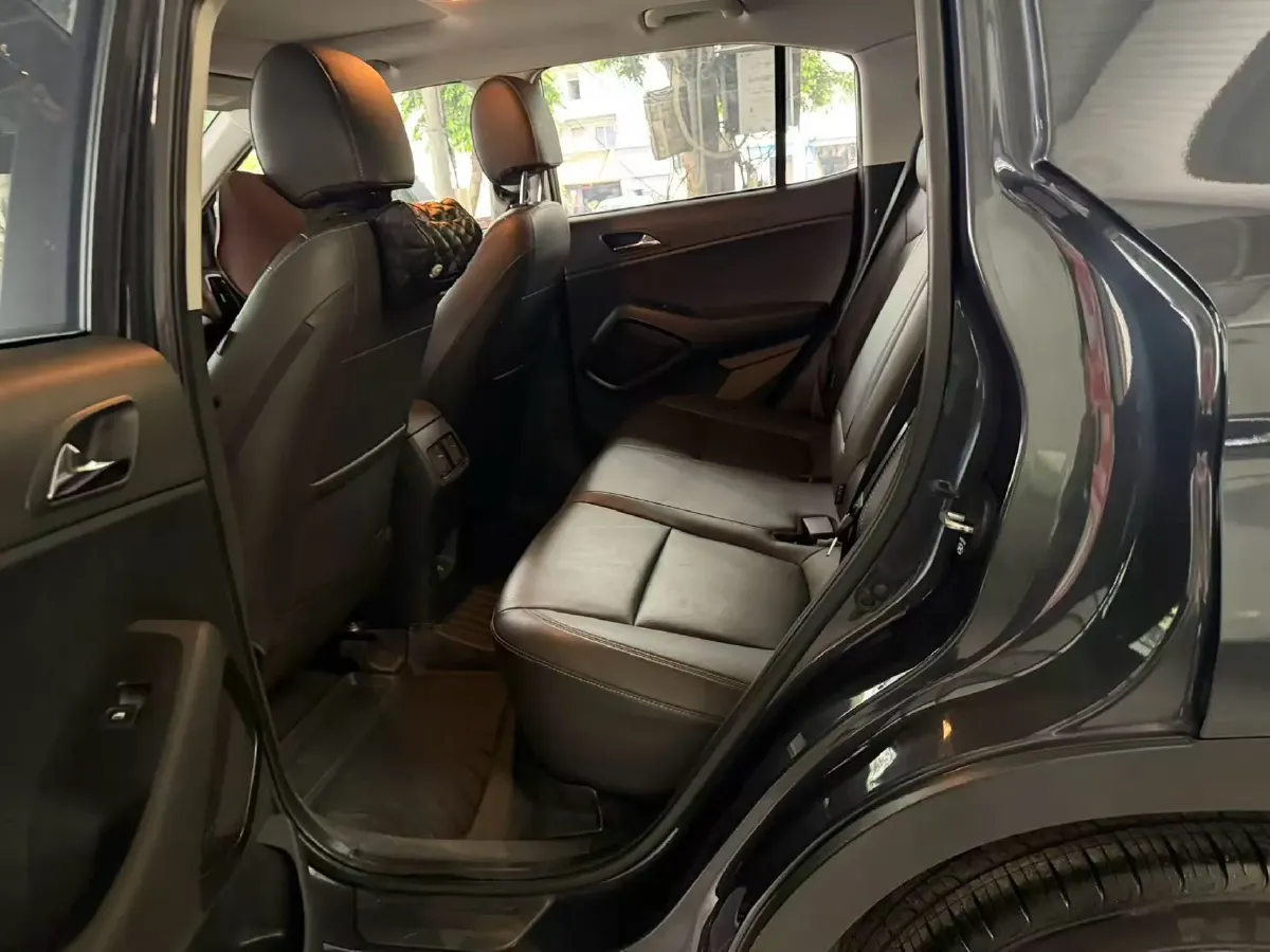 2021 Hyundai ix35 1.4T 140HP L4 7DCT,autocango,china used car exporter,china ev exporter,chinese used car exporter,chinese used ev exporter