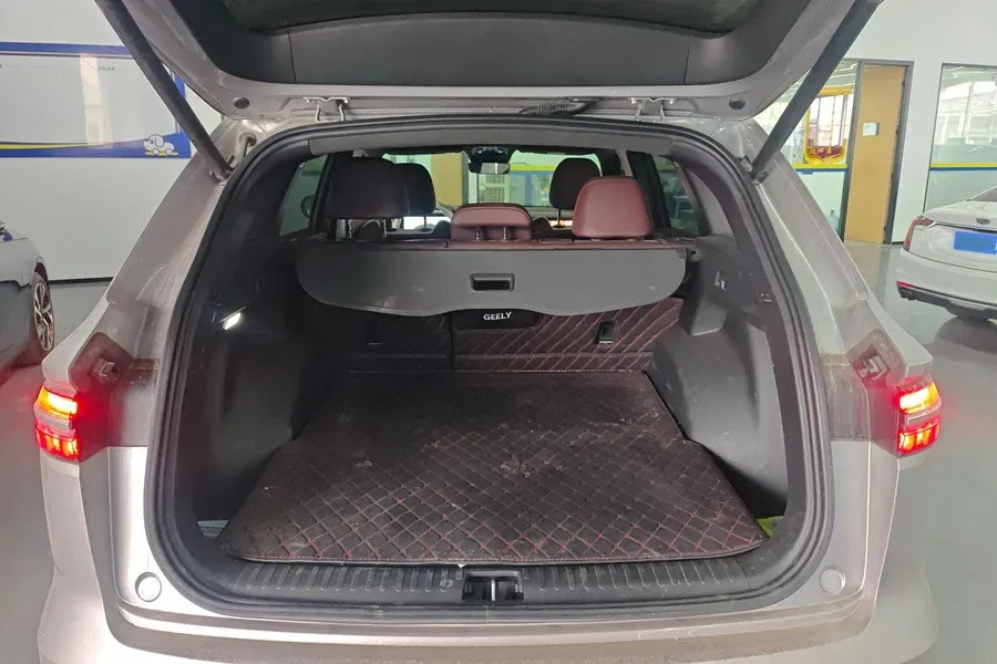 2021 Geely Monjaro 2.0T 218HP L4 7DCT,autocango,china used car exporter,china ev exporter,chinese used car exporter,chinese used ev exporter