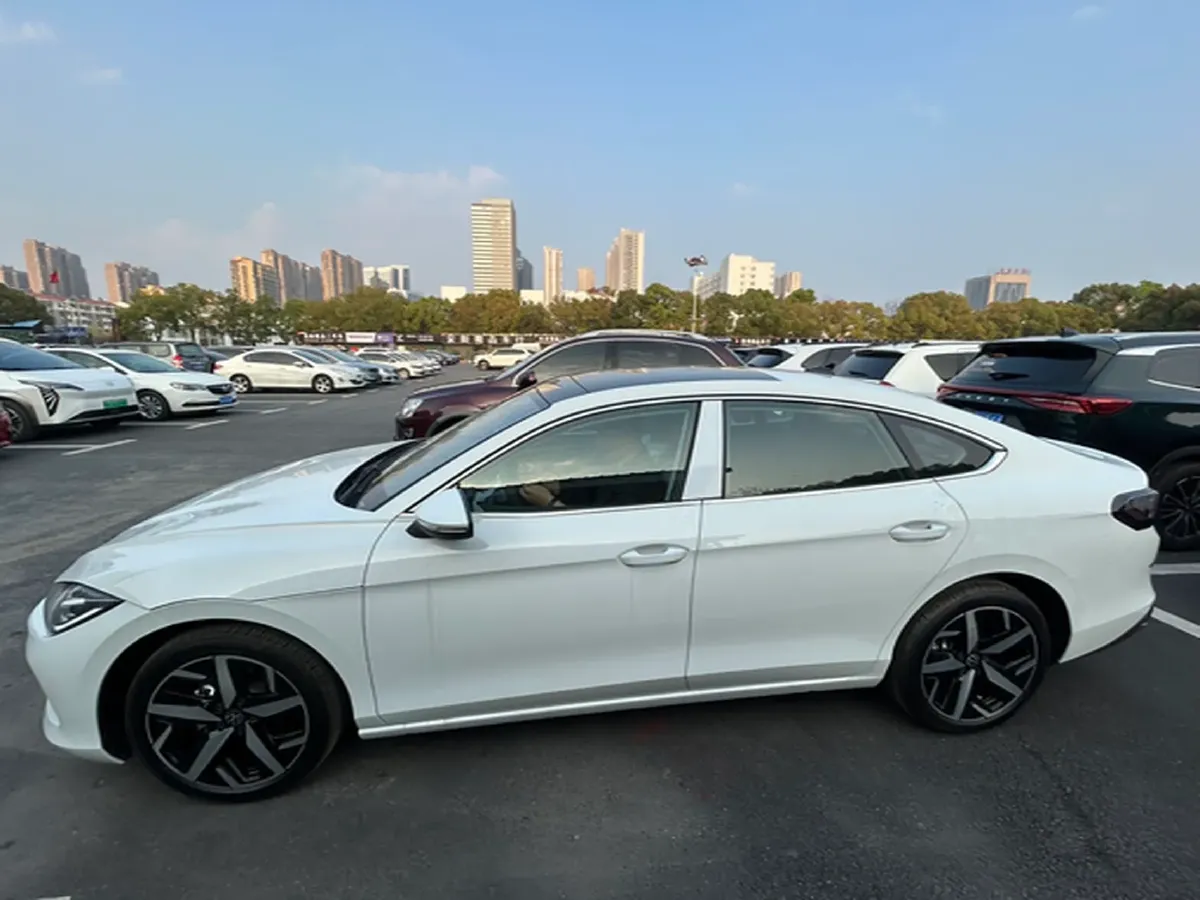 2025 Volkswagen Lamando 1.4T 150HP L4 7DCT,autocango,china used car exporter,china ev exporter,chinese used car exporter,chinese used ev exporter