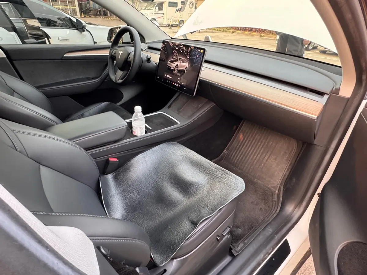 2022 Tesla Model Y BEV 60KWH,autocango,china used car exporter,china ev exporter,chinese used car exporter,chinese used ev exporter