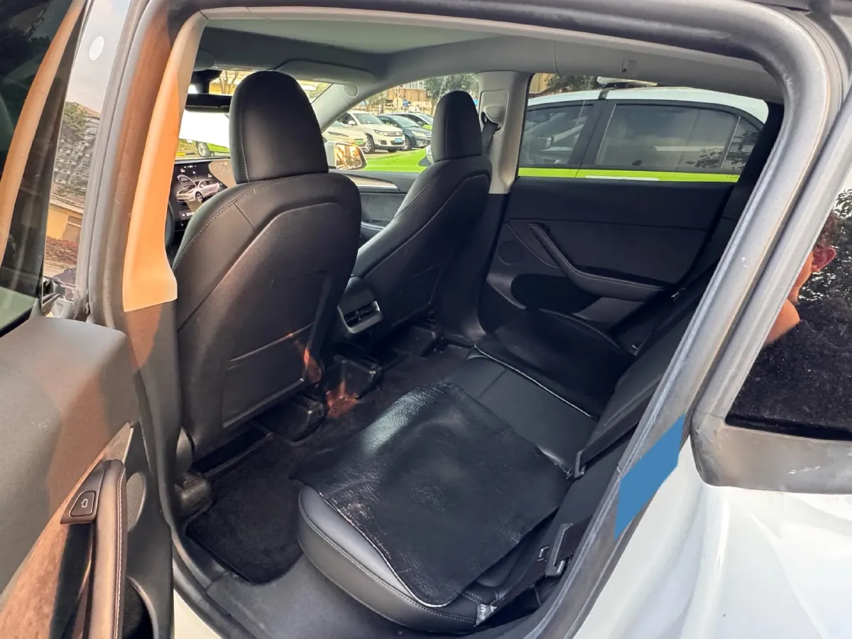 2022 Tesla Model Y BEV 60KWH,autocango,china used car exporter,china ev exporter,chinese used car exporter,chinese used ev exporter