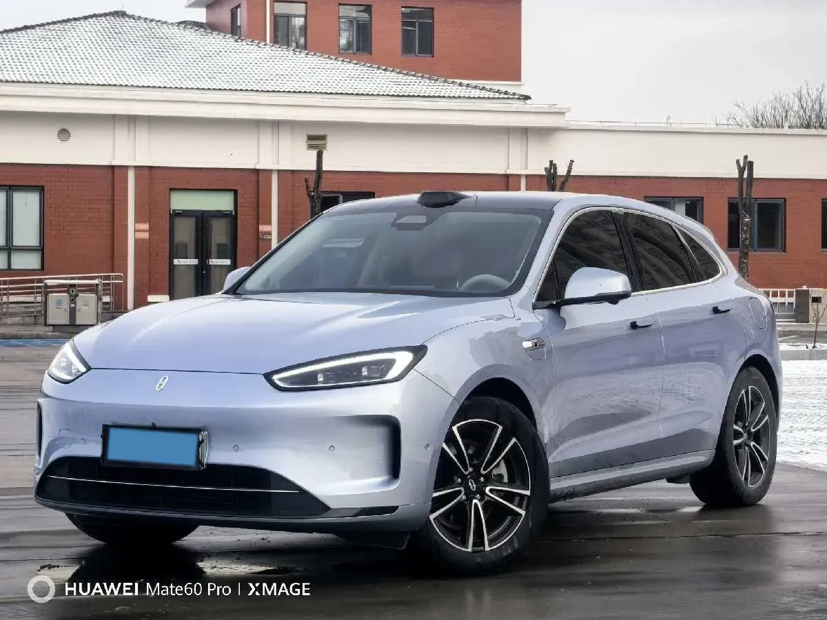 2024 AITO AITO M5 1.5T 152HP L4 REEV 42KWH,autocango,china used car exporter,china ev exporter,chinese used car exporter,chinese used ev exporter