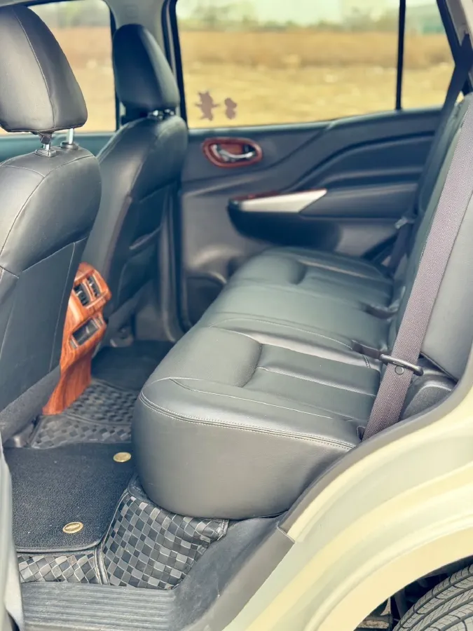 2020 Nissan Terra 2.5L 193HP L4 7AT,autocango,china used car exporter,china ev exporter,chinese used car exporter,chinese used ev exporter