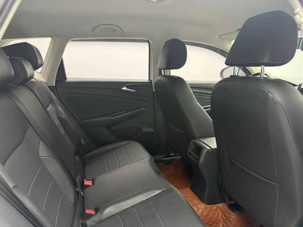 2021 Jetta VS5 1.4T 150HP L4 6AT,autocango,china used car exporter,china ev exporter,chinese used car exporter,chinese used ev exporter