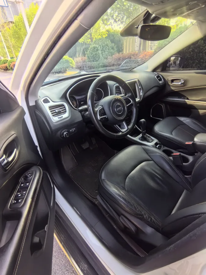 2017 Jeep Compass 1.4T 165HP L4 7DCT,autocango,china used car exporter,china ev exporter,chinese used car exporter,chinese used ev exporter