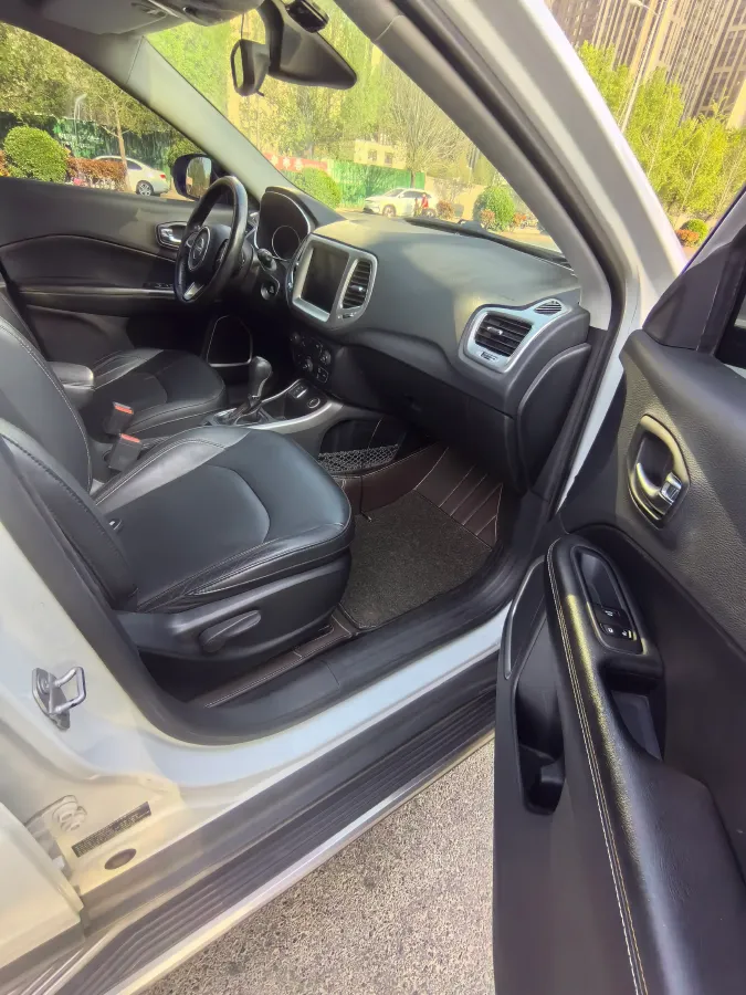 2017 Jeep Compass 1.4T 165HP L4 7DCT,autocango,china used car exporter,china ev exporter,chinese used car exporter,chinese used ev exporter