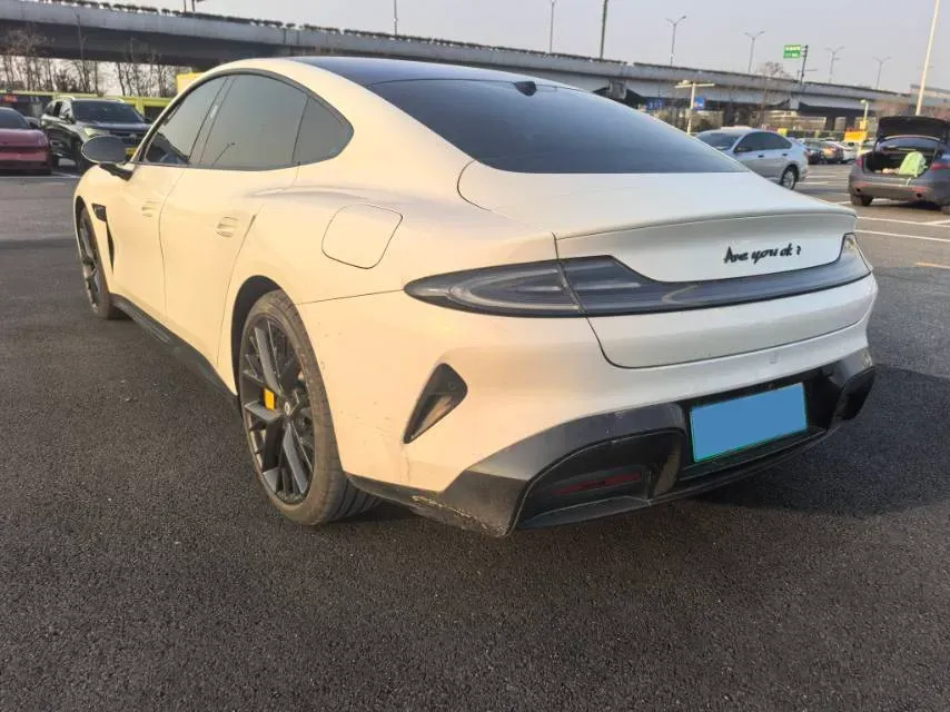 2024 MI SU7 BEV 101KWH,autocango,china used car exporter,china ev exporter,chinese used car exporter,chinese used ev exporter