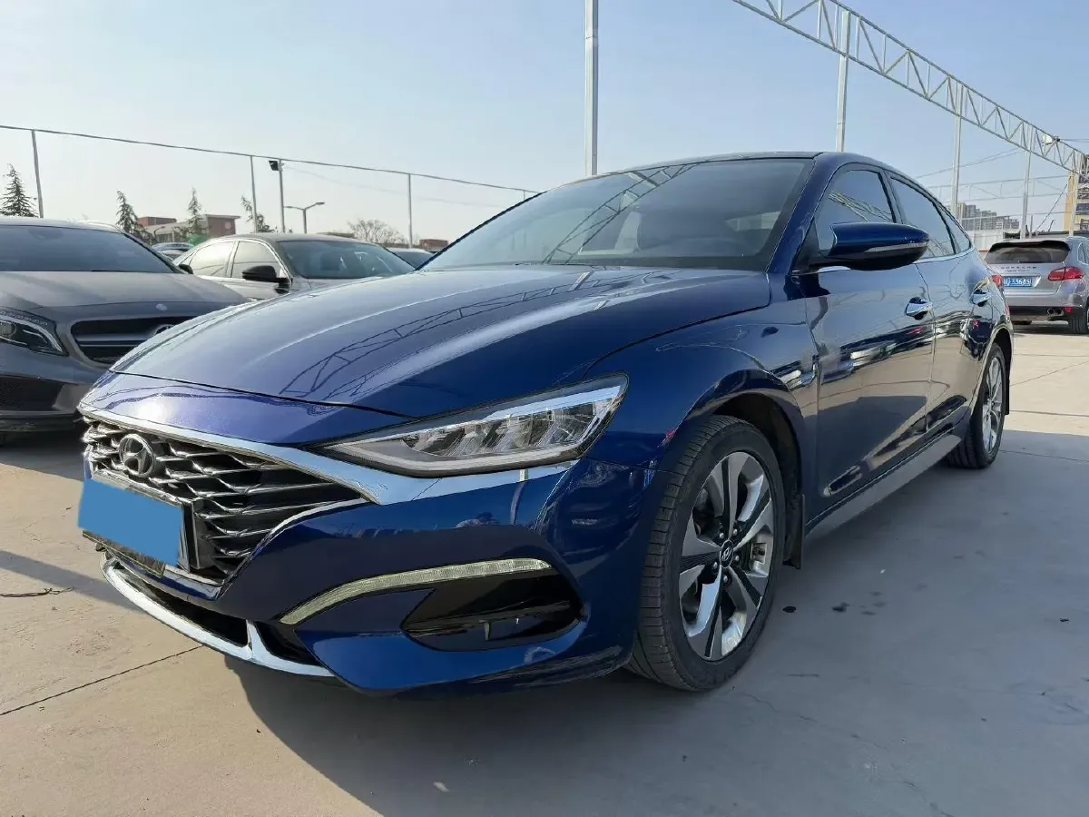 2019 Hyundai La Festa 1.6T 204HP L4 7DCT,autocango,china used car exporter,china ev exporter,chinese used car exporter,chinese used ev exporter