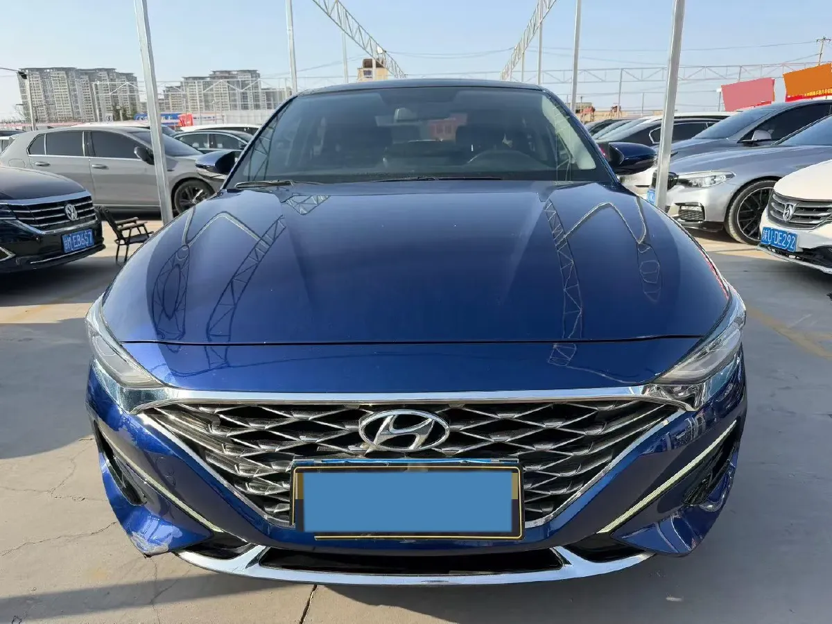 2019 Hyundai La Festa 1.6T 204HP L4 7DCT,autocango,china used car exporter,china ev exporter,chinese used car exporter,chinese used ev exporter