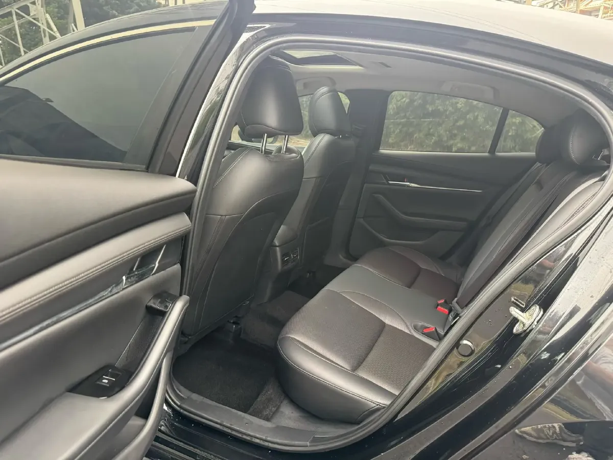 2020 Mazda 3 Axela 2.0L 158HP L4 6AT,autocango,china used car exporter,china ev exporter,chinese used car exporter,chinese used ev exporter