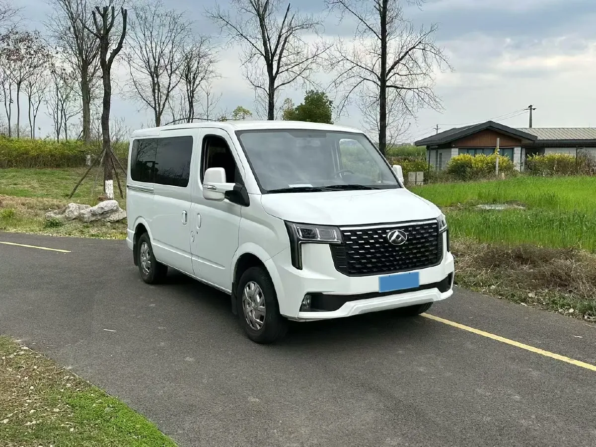 2024 MAXUS XinTu V80 2.0T 147HP L4 6SMG,autocango,china used car exporter,china ev exporter,chinese used car exporter,chinese used ev exporter