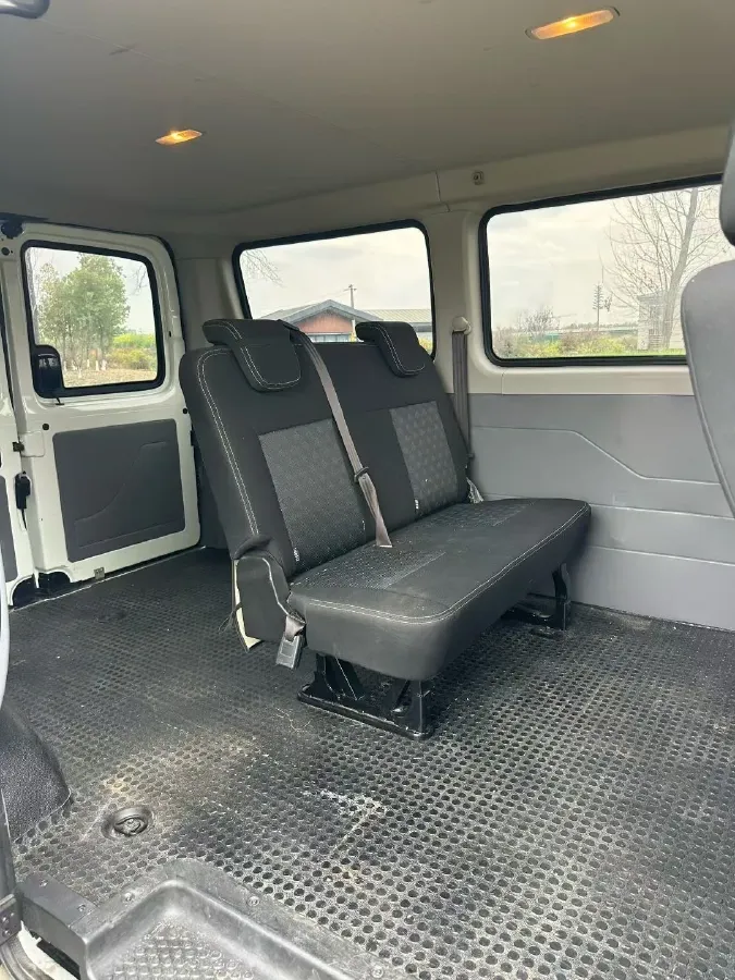 2024 MAXUS XinTu V80 2.0T 147HP L4 6SMG,autocango,china used car exporter,china ev exporter,chinese used car exporter,chinese used ev exporter