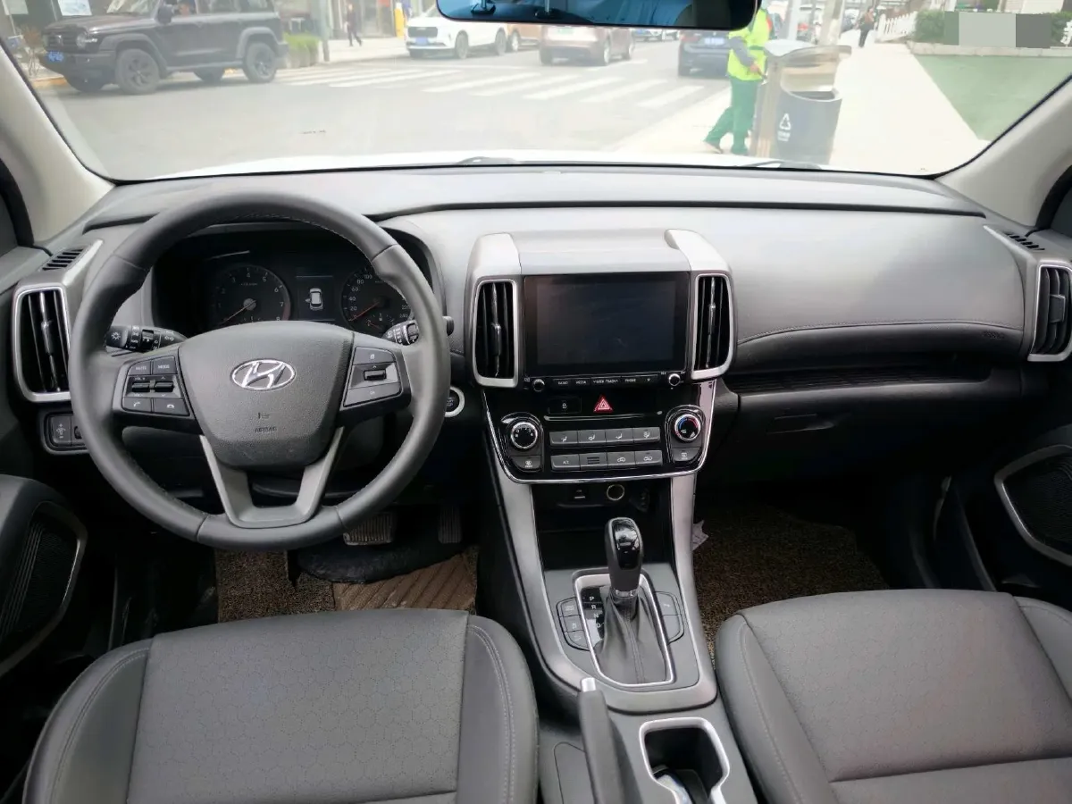 2019 Hyundai ix35 2.0L 160HP L4 6AT,autocango,china used car exporter,china ev exporter,chinese used car exporter,chinese used ev exporter