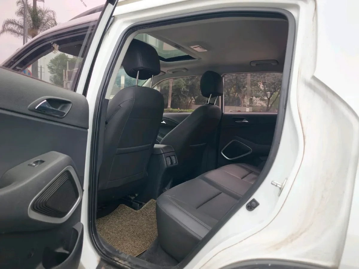 2019 Hyundai ix35 2.0L 160HP L4 6AT,autocango,china used car exporter,china ev exporter,chinese used car exporter,chinese used ev exporter