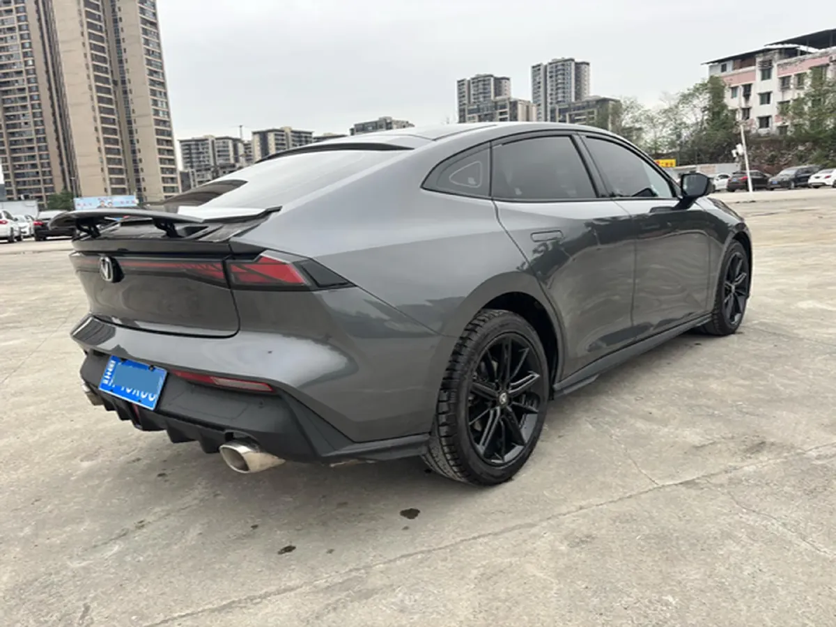 2023 ChangAn UNI-V 1.5T 188HP L4 7DCT,autocango,china used car exporter,china ev exporter,chinese used car exporter,chinese used ev exporter