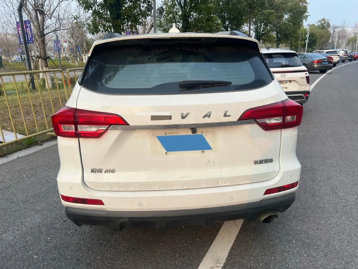 2019 Haval M6 1.5T 150HP L4 7DCT,autocango,china used car exporter,china ev exporter,chinese used car exporter,chinese used ev exporter
