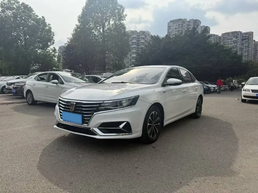 2020 Roewe i6 1.6L 125HP L4 CVT,autocango,china used car exporter,china ev exporter,chinese used car exporter,chinese used ev exporter