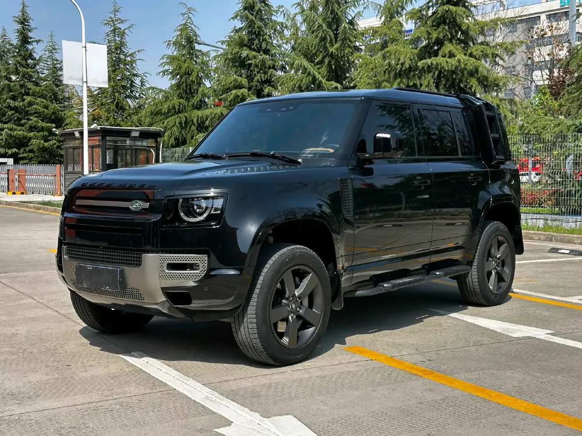2024 Land Rover Defender 3.0T 400HP L6 8AT,autocango,china used car exporter,china ev exporter,chinese used car exporter,chinese used ev exporter