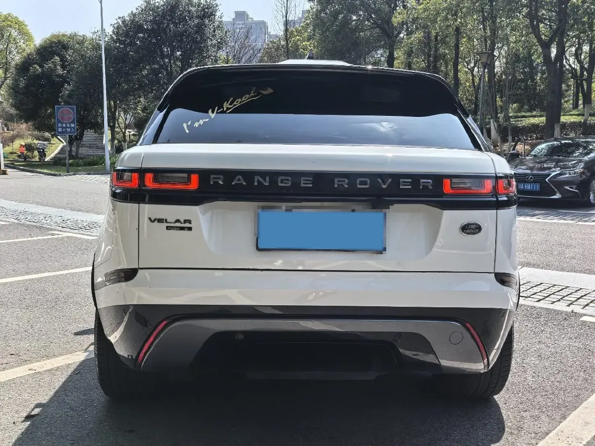 2019 Land Rover Range Rover Velar 2.0T 250HP L4 8AT,autocango,china used car exporter,china ev exporter,chinese used car exporter,chinese used ev exporter