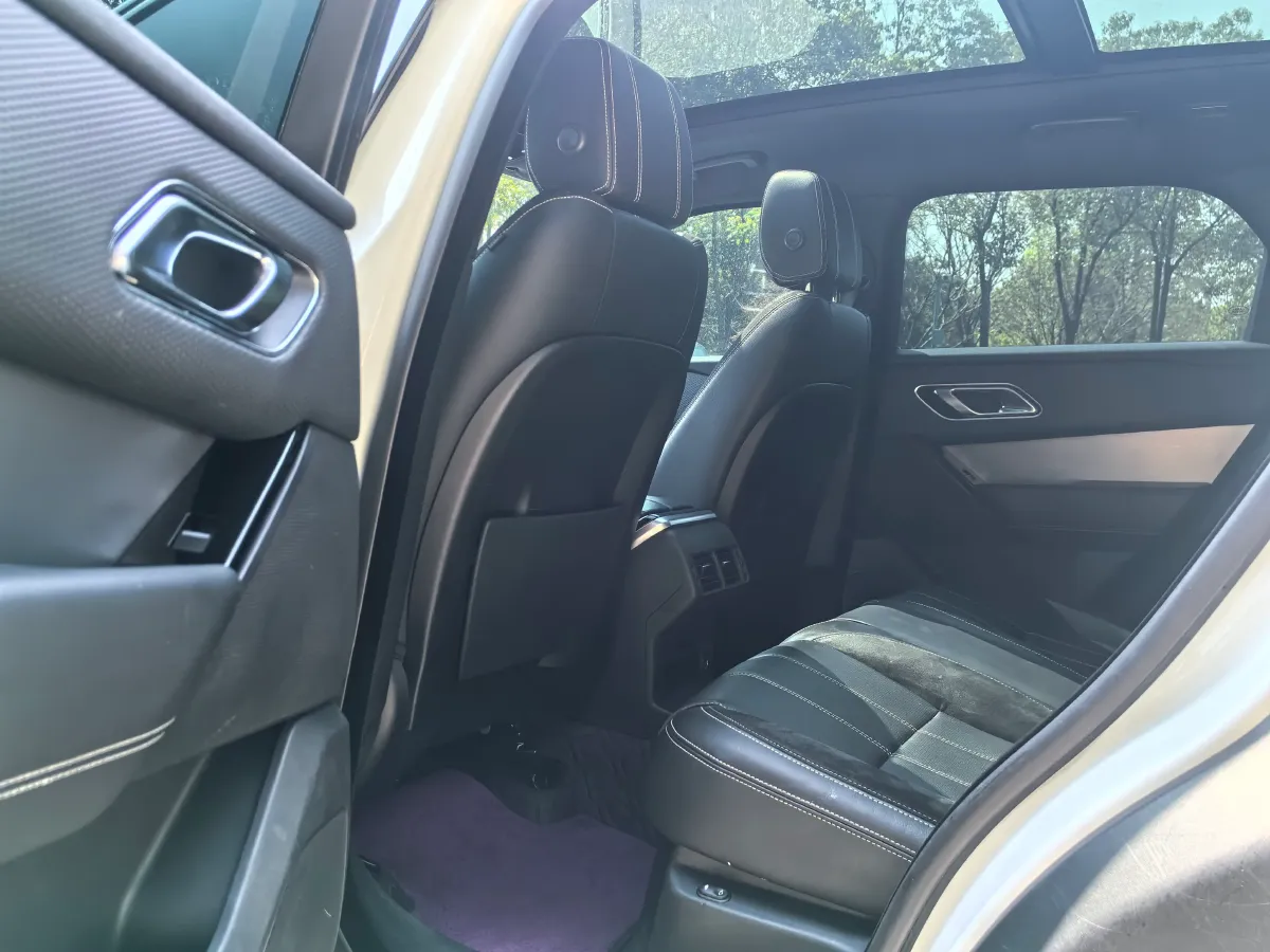 2019 Land Rover Range Rover Velar 2.0T 250HP L4 8AT,autocango,china used car exporter,china ev exporter,chinese used car exporter,chinese used ev exporter