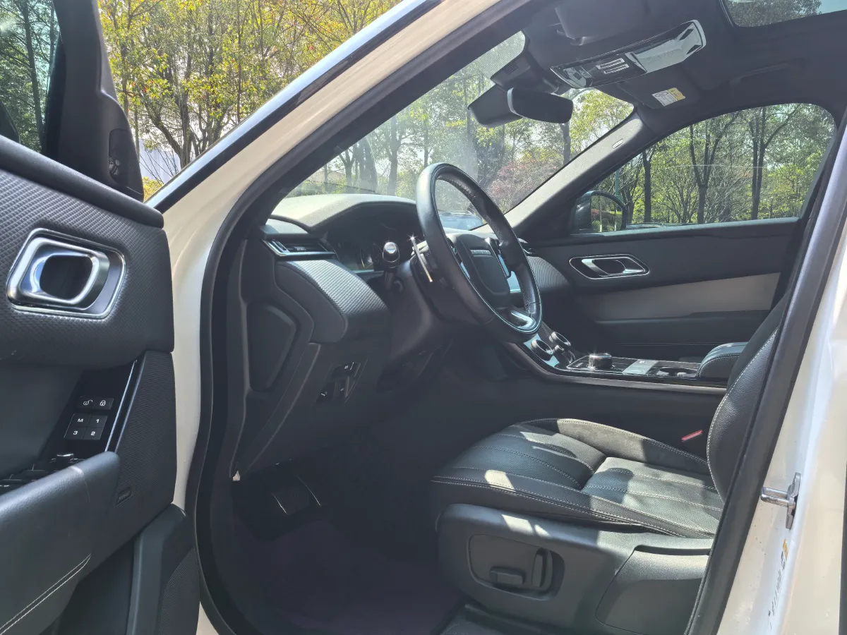 2019 Land Rover Range Rover Velar 2.0T 250HP L4 8AT,autocango,china used car exporter,china ev exporter,chinese used car exporter,chinese used ev exporter