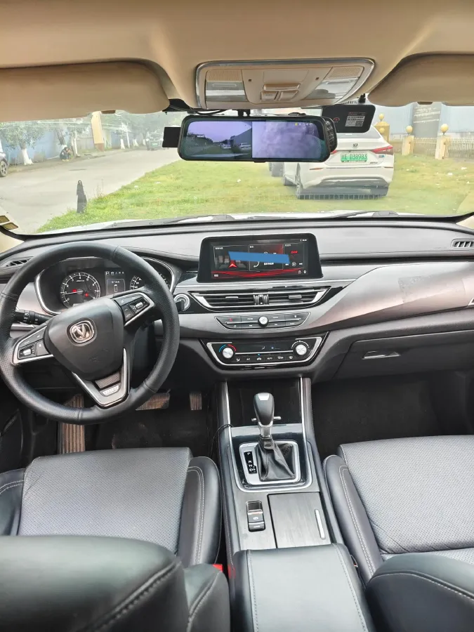 2020 ChangAn Raeton CC 1.5T 156HP L4 6AT,autocango,china used car exporter,china ev exporter,chinese used car exporter,chinese used ev exporter