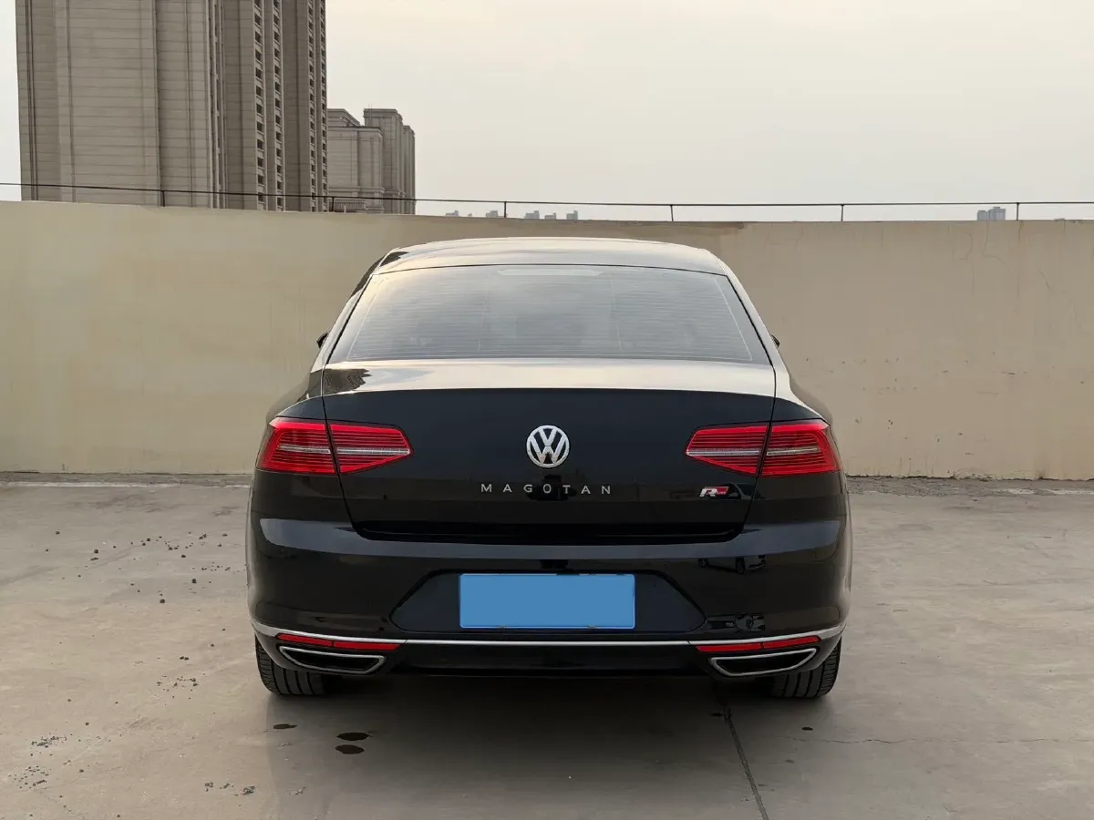 2018 Volkswagen Magotan 1.8T 180HP L4 7DCT,autocango,china used car exporter,china ev exporter,chinese used car exporter,chinese used ev exporter