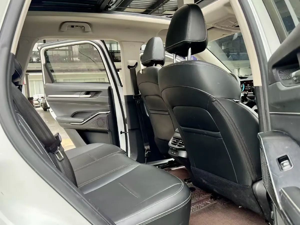 2023 Haval H6 1.5T 154HP L4 2DHT PHEV 19.94KWH,autocango,china used car exporter,china ev exporter,chinese used car exporter,chinese used ev exporter