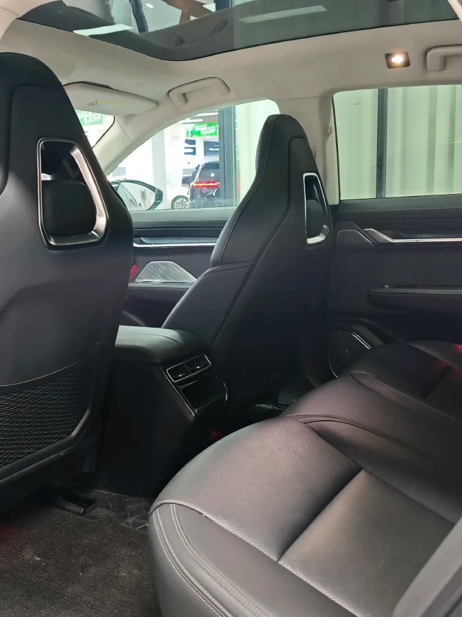 2022 Zeekr 001 BEV 86KWH,autocango,china used car exporter,china ev exporter,chinese used car exporter,chinese used ev exporter